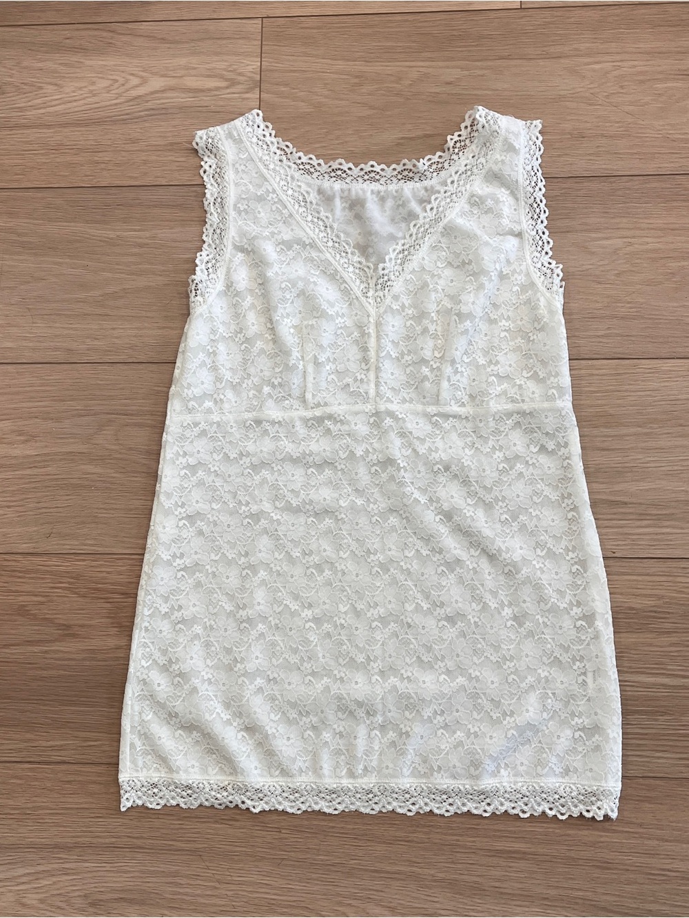 White Floral Lace Longline Cami Top V Neck Coquette Y2K Romantic